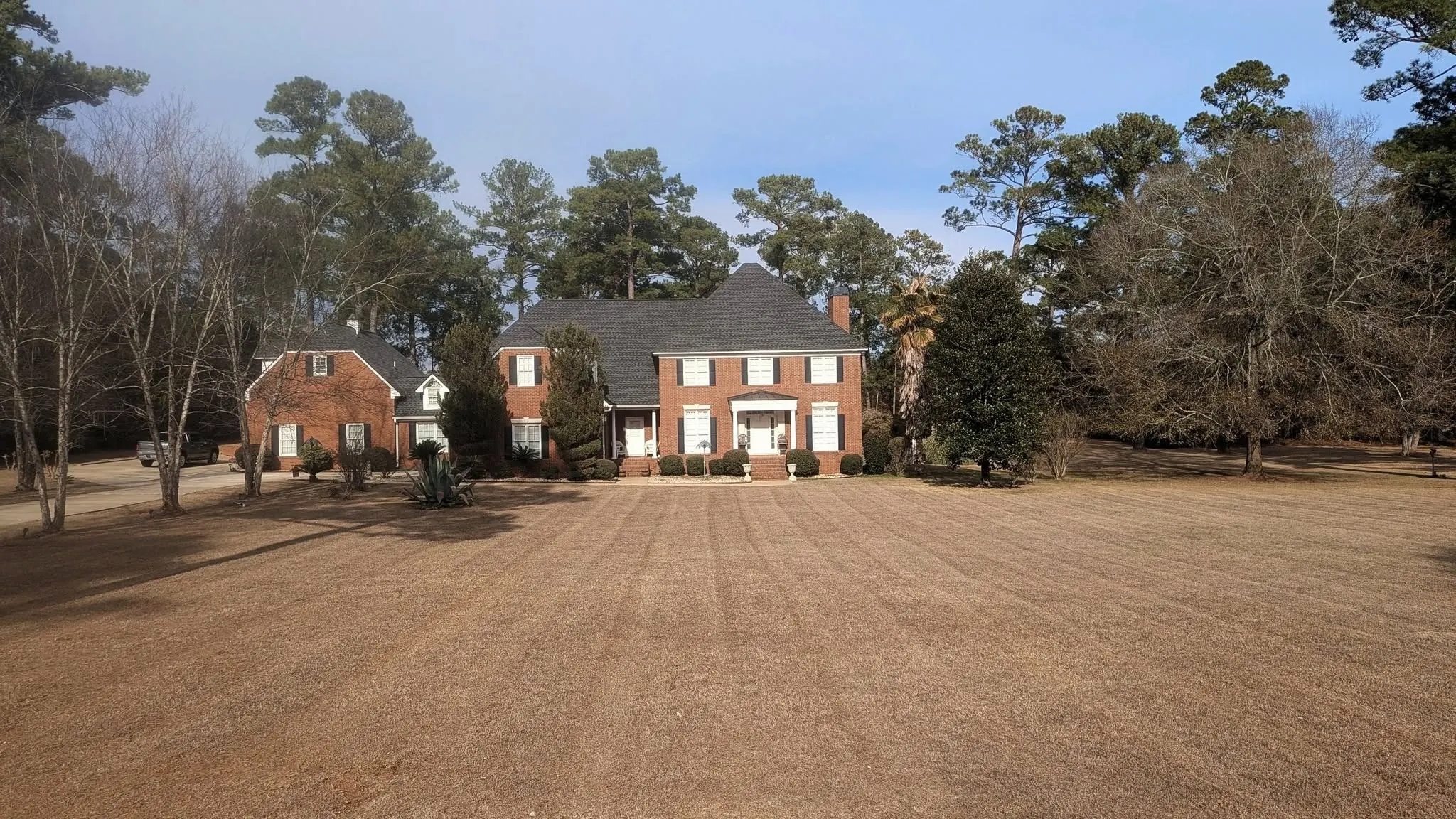LPZ Pro lawn care and landscaping work in the Albany area